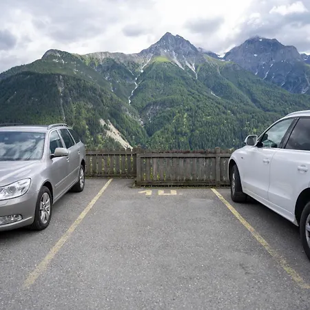 Apartment Chasa Tanter Vias - Capricorn Scuol