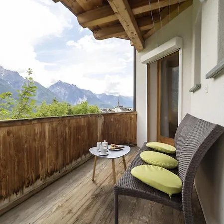 Chasa Tanter Vias - Capricorn *